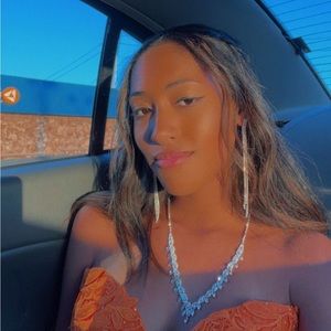 Meet your Posher, Ali